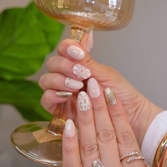 tipsy | Handmade Press On Nails | Squoval Short | Ivory Luxe | Off-White - Picture 10 of 14